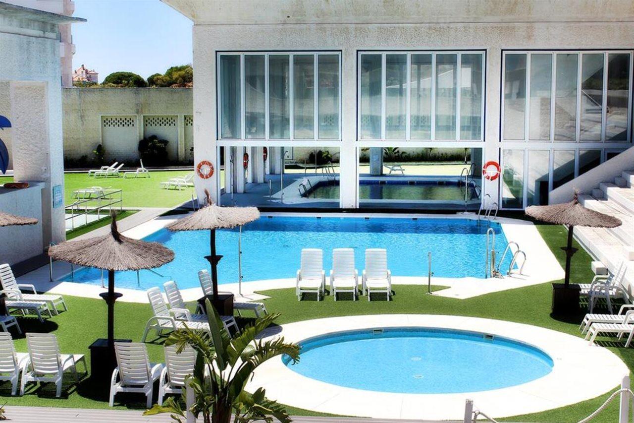 Suites Puerto Sherry Эль-Пуэрто-де-Санта-Мария Экстерьер фото
