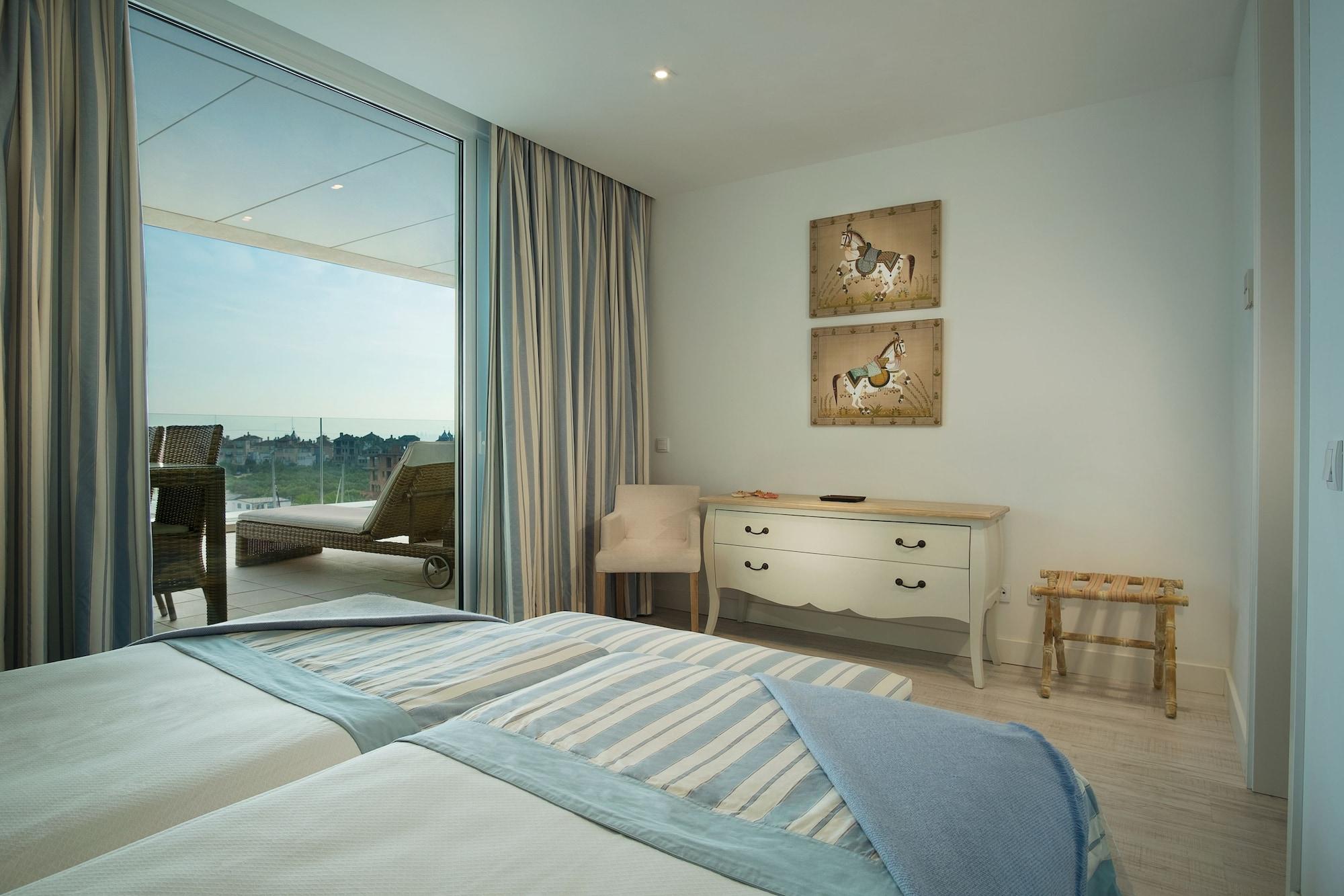 Suites Puerto Sherry Эль-Пуэрто-де-Санта-Мария Экстерьер фото