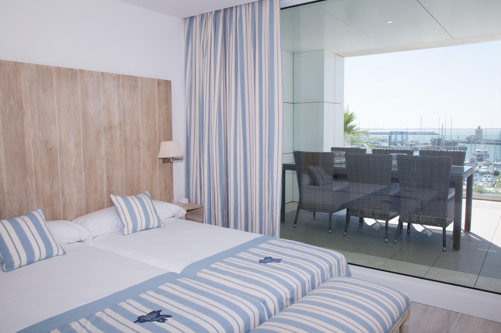 Suites Puerto Sherry Эль-Пуэрто-де-Санта-Мария Экстерьер фото
