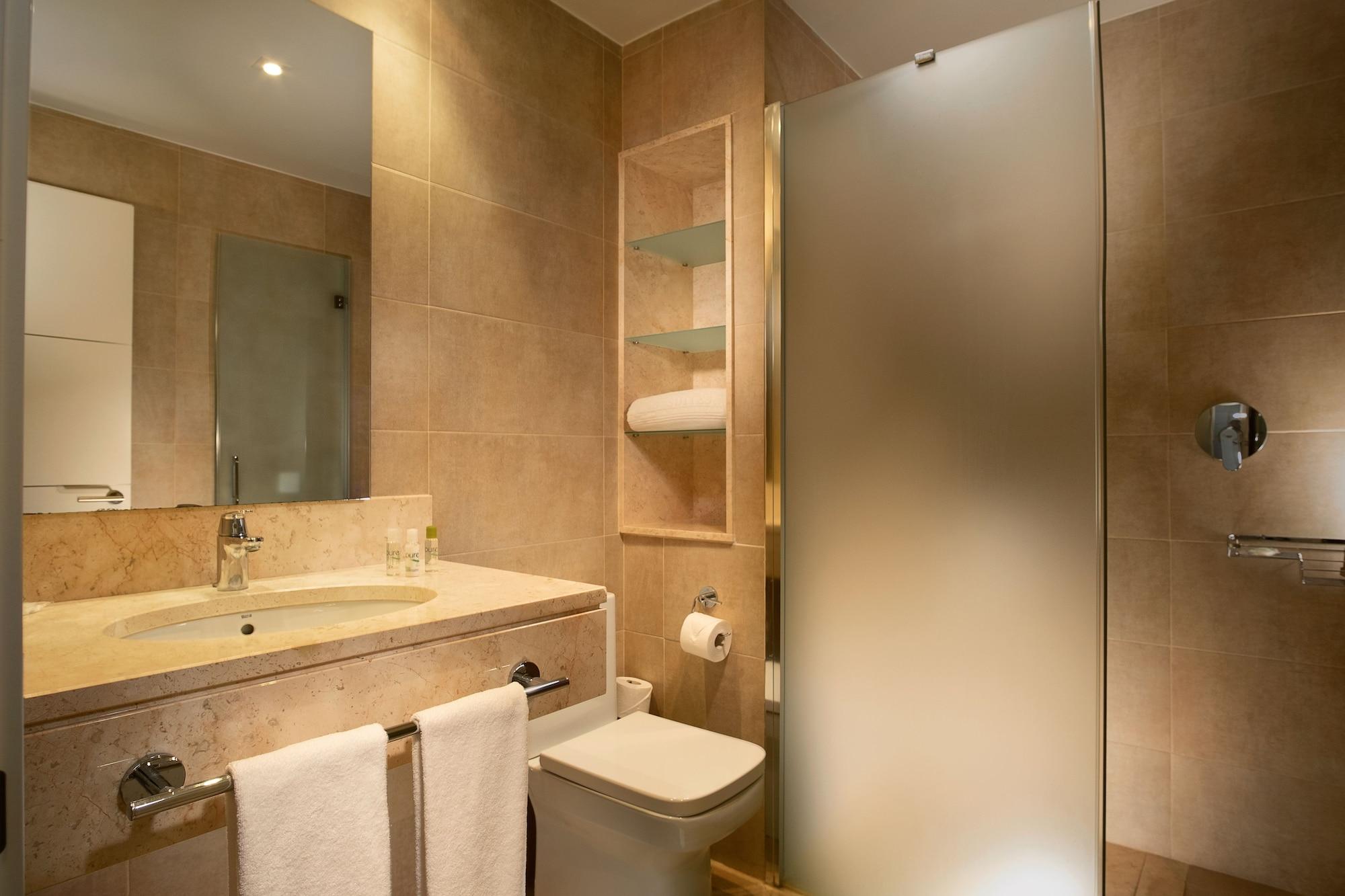 Suites Puerto Sherry Эль-Пуэрто-де-Санта-Мария Экстерьер фото