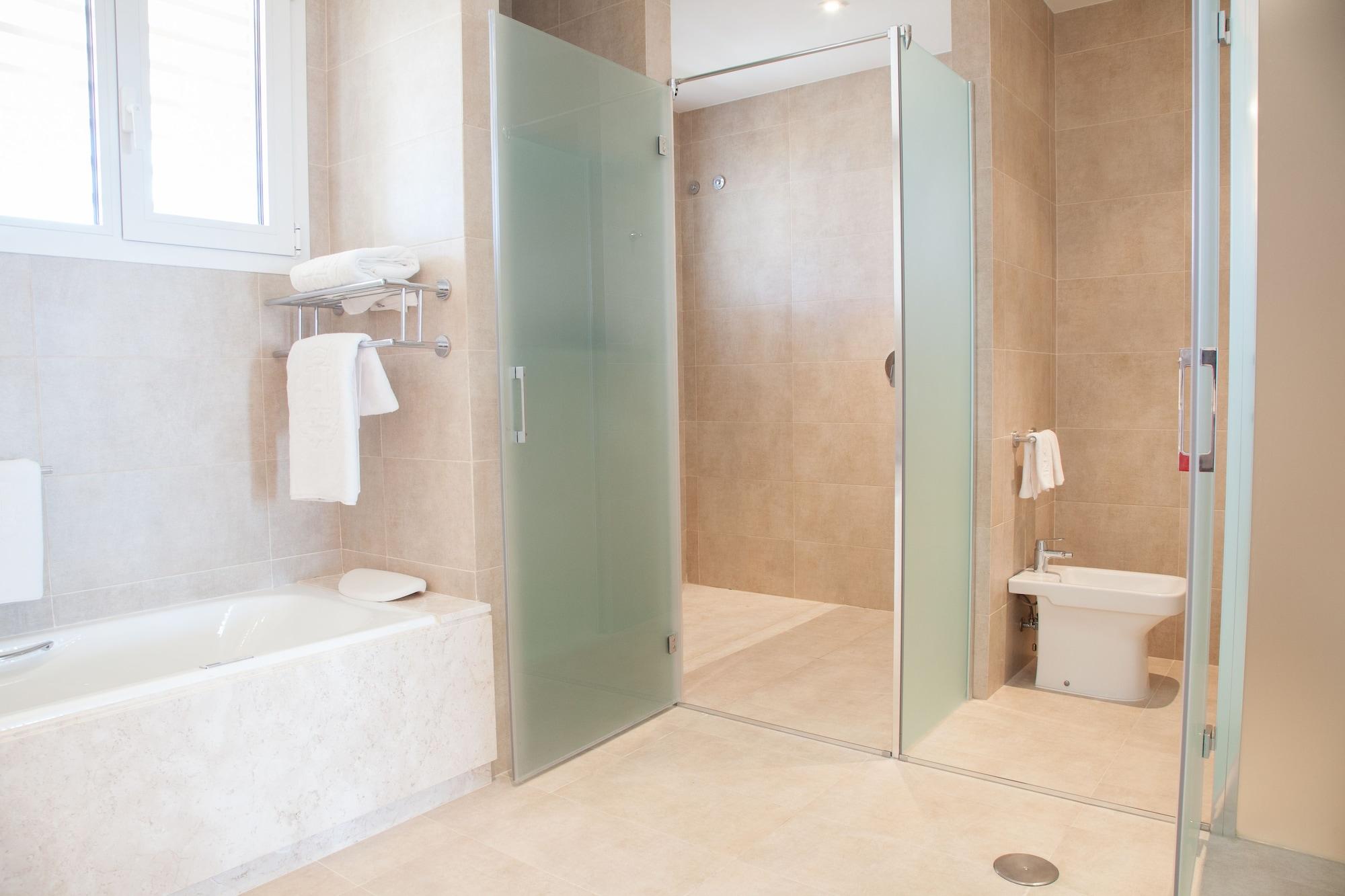 Suites Puerto Sherry Эль-Пуэрто-де-Санта-Мария Экстерьер фото