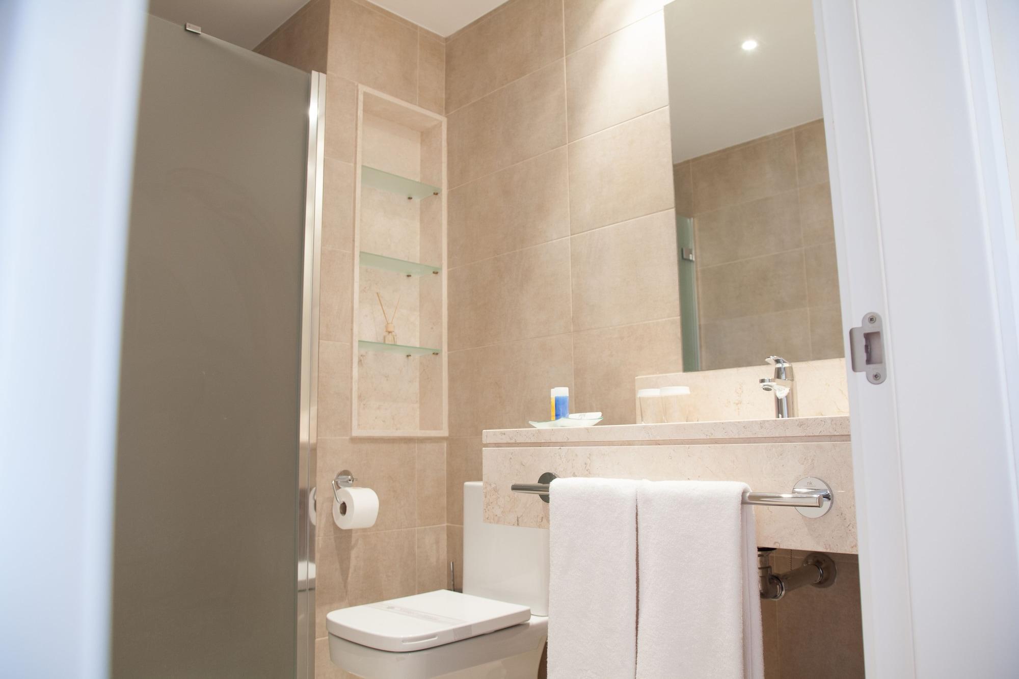 Suites Puerto Sherry Эль-Пуэрто-де-Санта-Мария Экстерьер фото