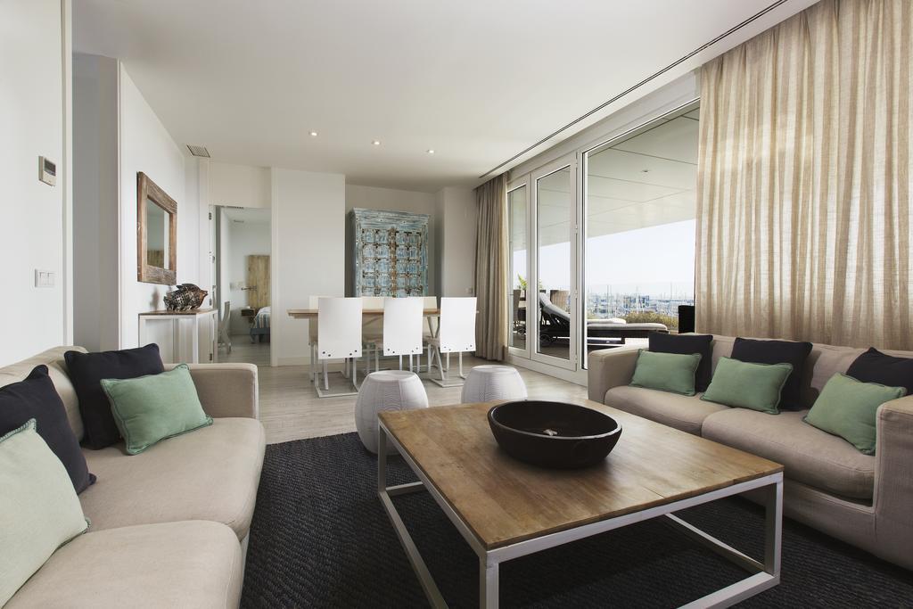 Suites Puerto Sherry Эль-Пуэрто-де-Санта-Мария Экстерьер фото