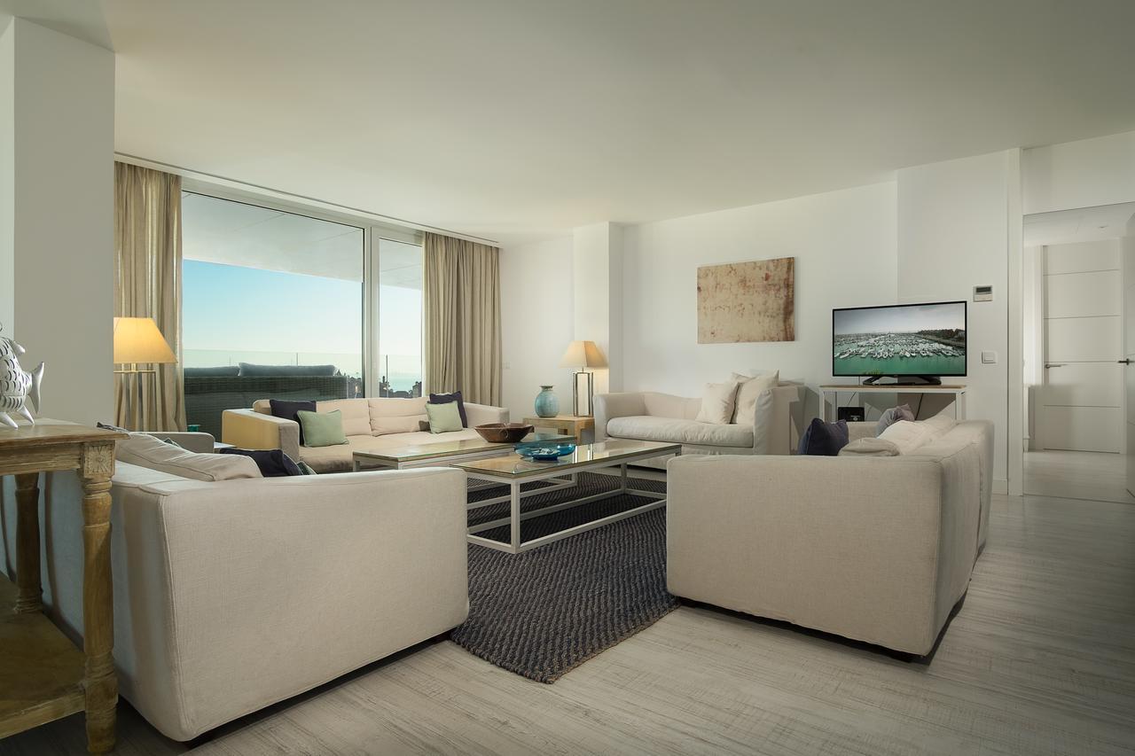 Suites Puerto Sherry Эль-Пуэрто-де-Санта-Мария Экстерьер фото