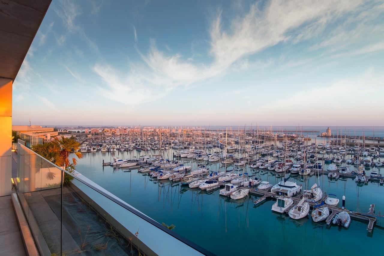 Suites Puerto Sherry Эль-Пуэрто-де-Санта-Мария Экстерьер фото
